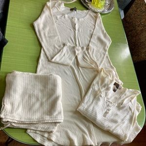 Three piece LOT. Banana Republic Intimates. Cotton.